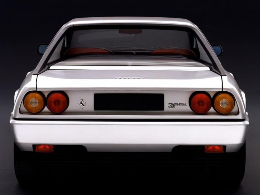  Ferrari 3.2 Mondial 1985 года  (фото 8 из 18)